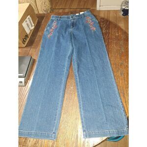 Size 8 Erika Embellished Floral Denim Blue Jeans Boot Cut Pleated Leg Pockets